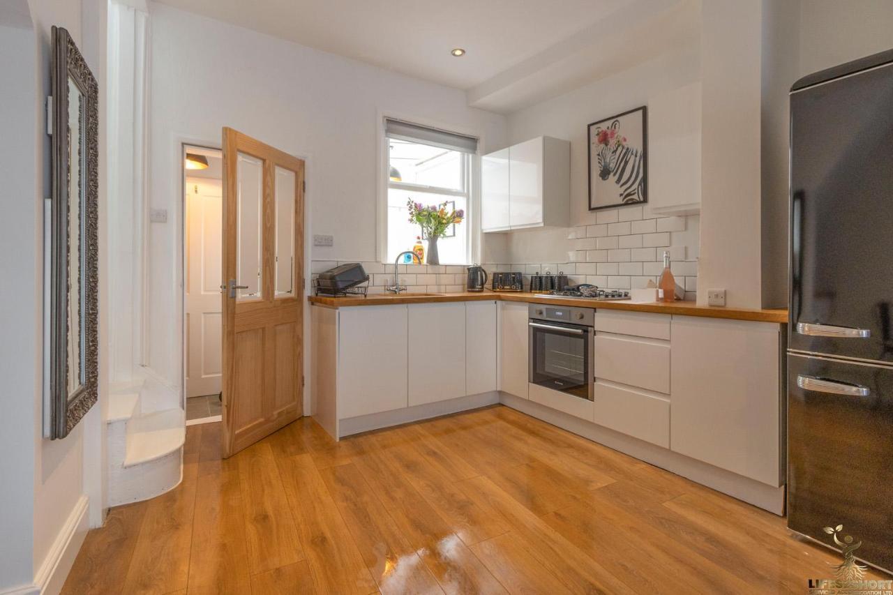 Luxe Garden House For 6 In Central Exeter Eksteriør bilde